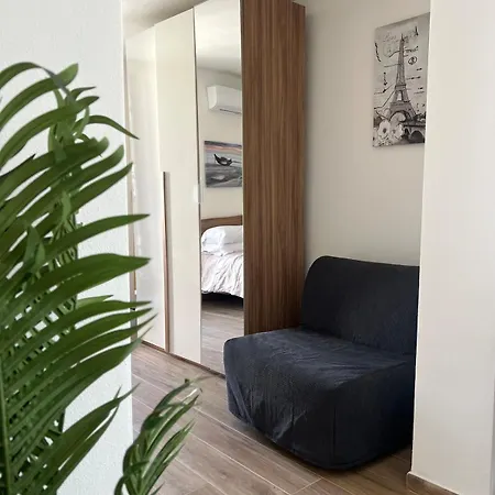 House Holidays Da Oneglia Holiday home Aulla